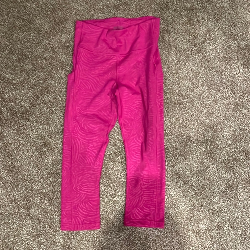 Athleta pocket Capri leggings